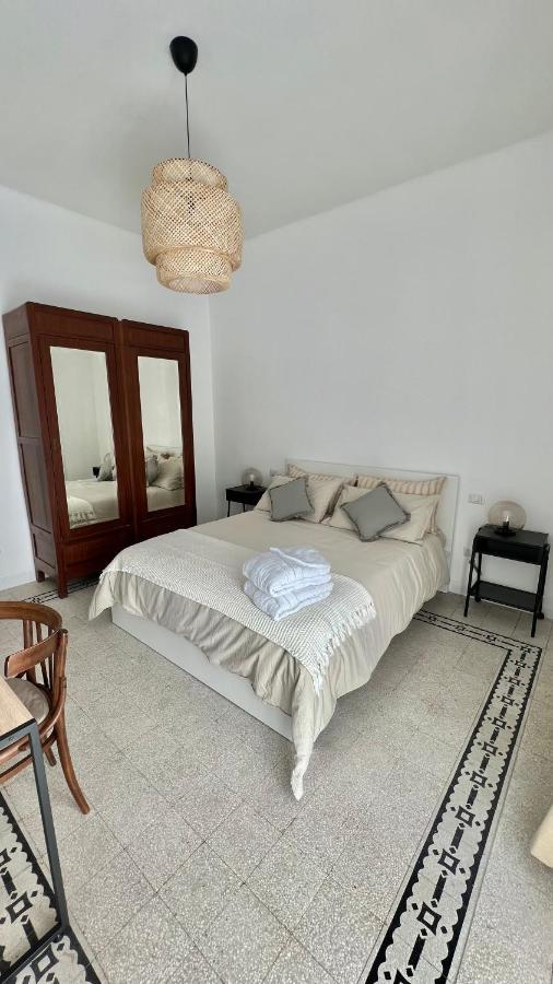 산니칸드로디바리 Dimora Al Campanile B&B 외부 사진